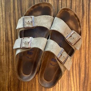Arizona Suede Leather (Taupe Color, Size 39)